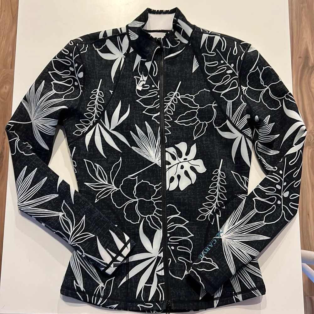 Carve Designs Stella Zip-Up Jacket for water sports